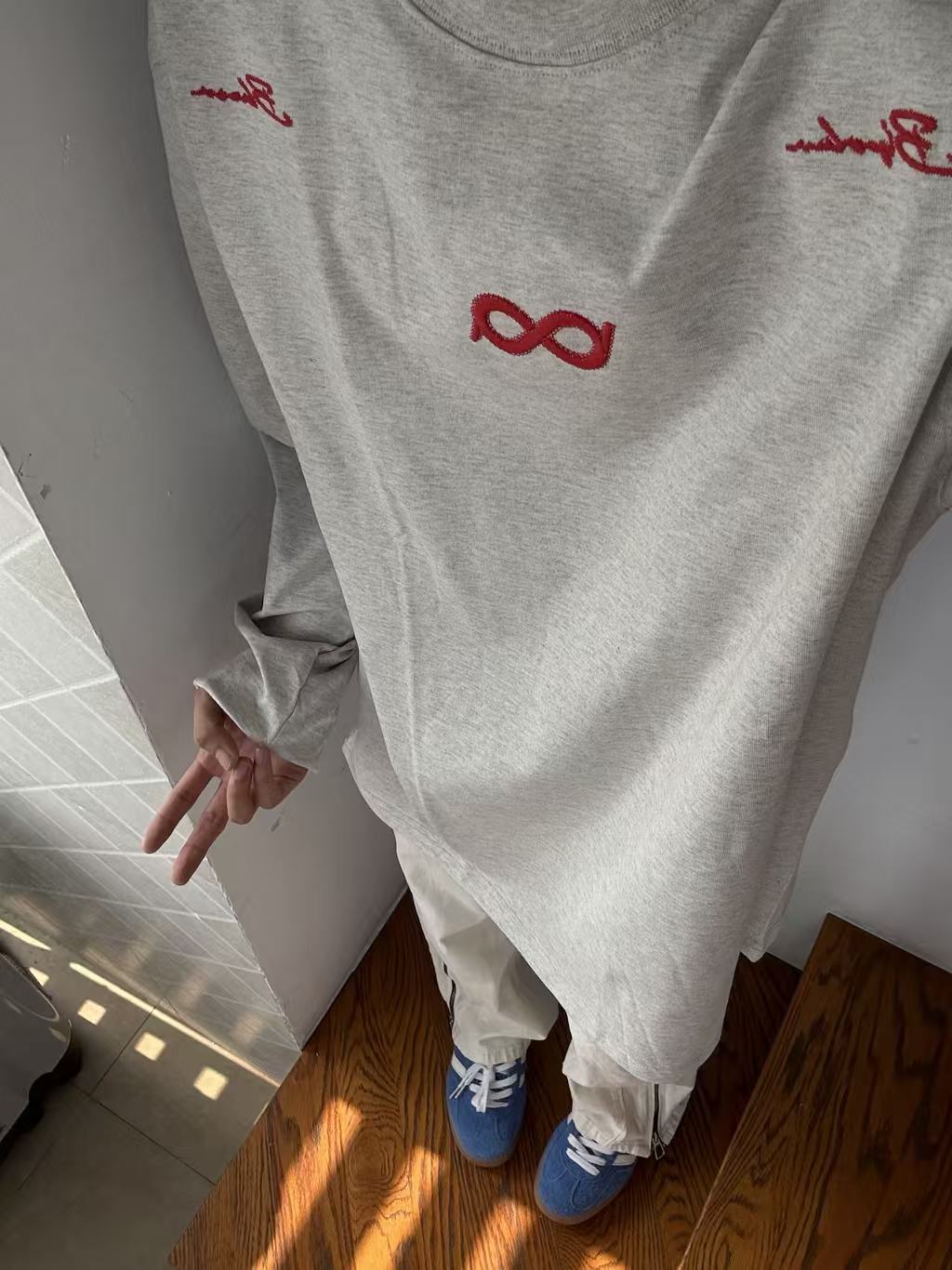 Embroidered Pure Cotton Long Sleeve T-Shirt for Women and Men - Image 4