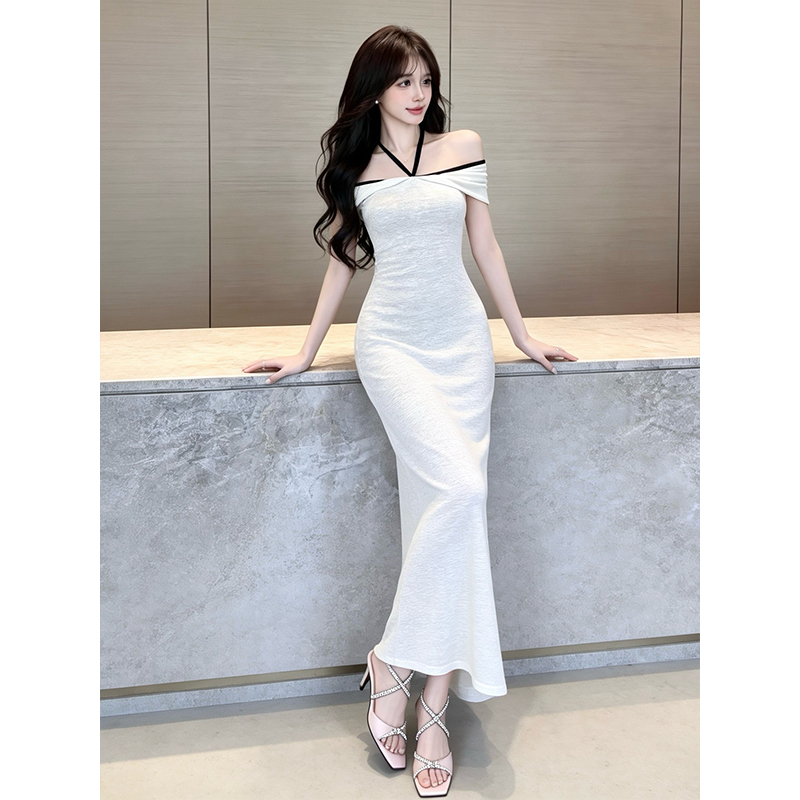 Off-Shoulder Bodycon Dress Women's French Style Summer 2026 - Image 2