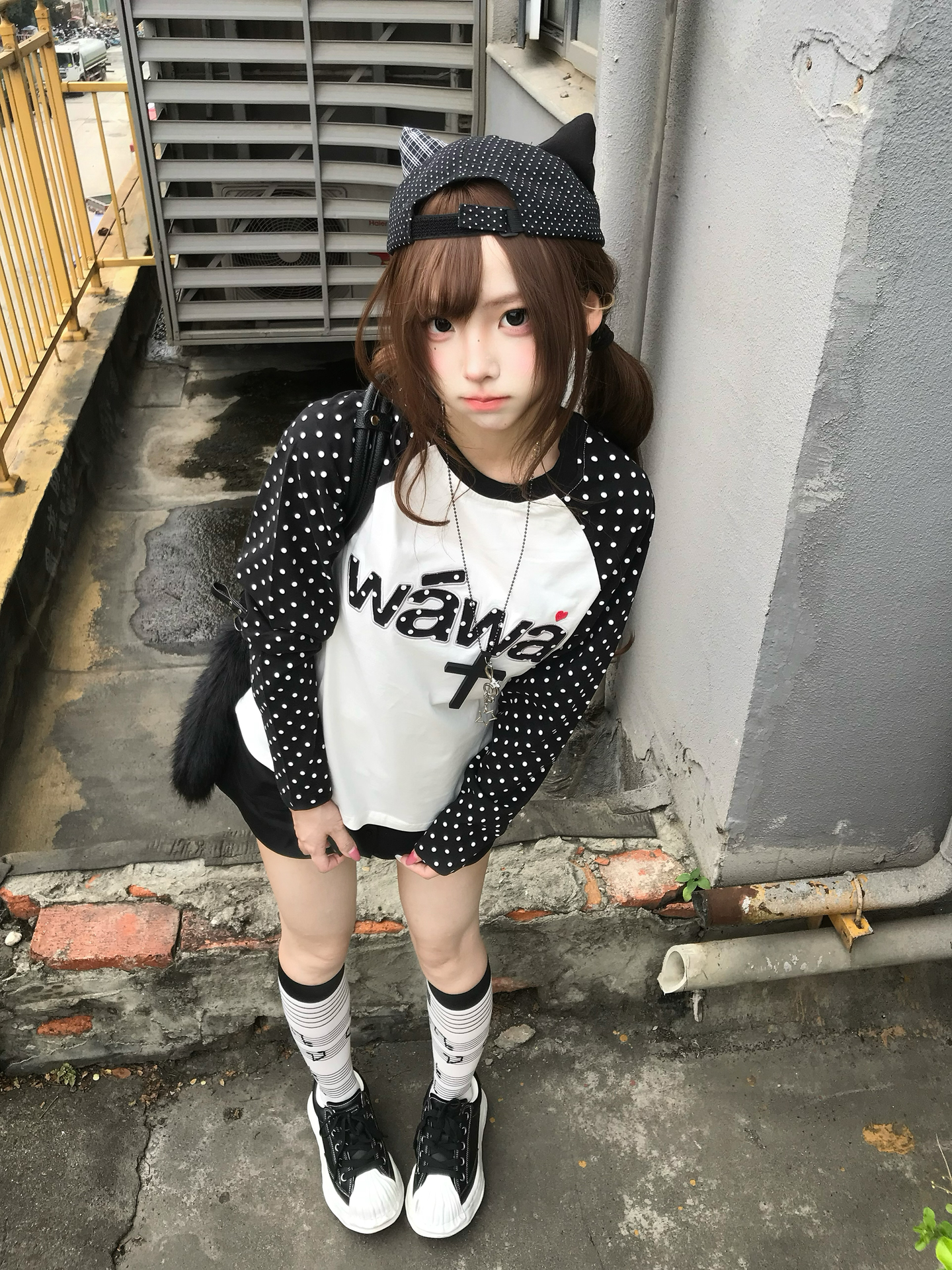 Women's Cotton Long Sleeve Polo Shirt with Embroidered Patch and Dot Pattern - Image 4