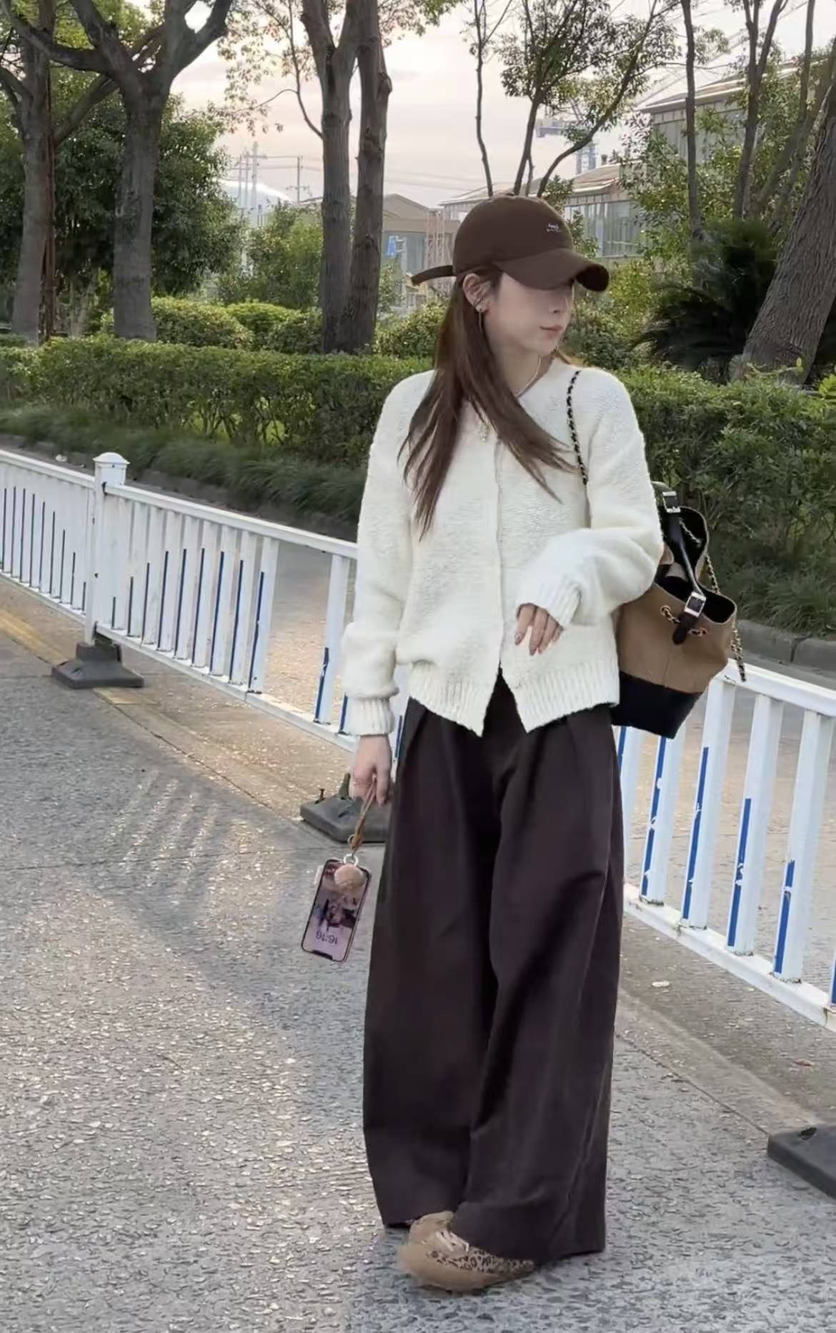 Women's Fall Two-Piece Sweater and Wide-Leg Paperbag Pants Set